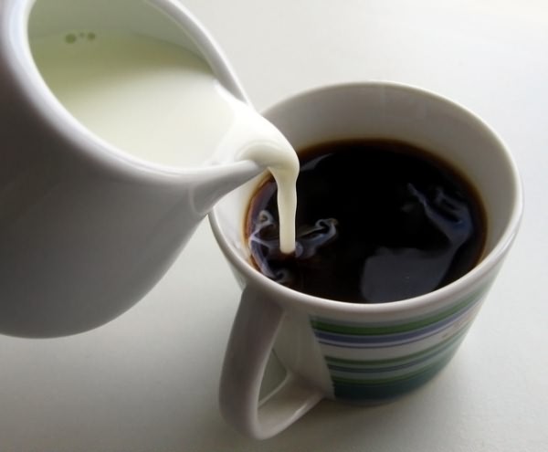 можно ли пить кофе с молоком