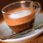 фото кофе с какао в чашке